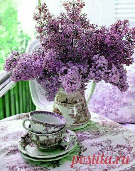 (5) "VINTAGE ROSE KITCHEN"