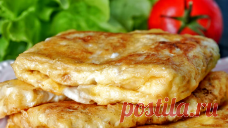 Лаваш, яйца, помидоры, сыр: готовим вкусный и сытный завтрак для всей семьи-Одна Минута Это универсальный рецепт быстрого завтрака, поскольку начинку можно постоянно менять.