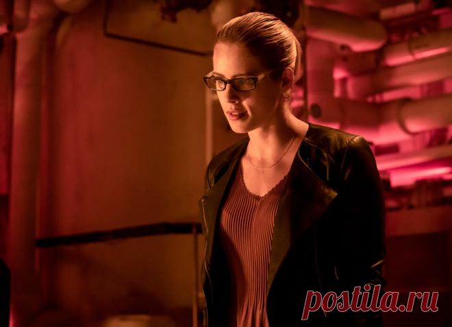 Эмили Бетт Рикардс