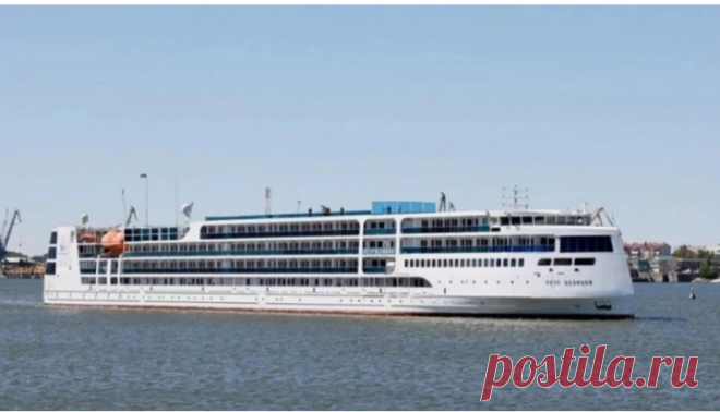 Российский туристический рынок готовится к появлению нового круизного судна «Владимир Жириновский», которое обещает стать настоящей жемчужиной отечественного флота.

Уникальный лайнер должен был стать прорывом в отечественном судостроении. Суда подобного класса суда подобного класса не закладывались в России более 60 лет.

Давайте подробнее рассмотрим этот проект, особенности судна и планируемые маршруты на 2026 год.