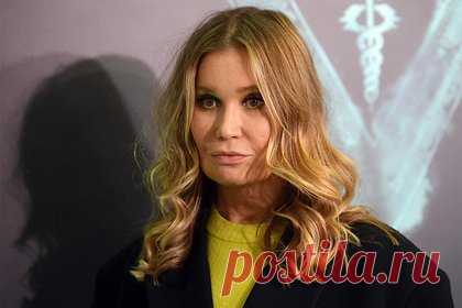 Задержанную звезду «Беспринципных» сняли с участия в спектакле в МХТ. Звезду сериала «Беспринципные» Кристину Бабушкину, задержанную в Москве с белым порошком, сняли с участия в спектакле еще в одном театре, МХТ имени Чехова. Артистка должна была выйти на сцену 22 июня в рамках показа постановки «Пролетный гусь», однако в учреждении сообщили, что в спектакле сыграет другая актриса.
