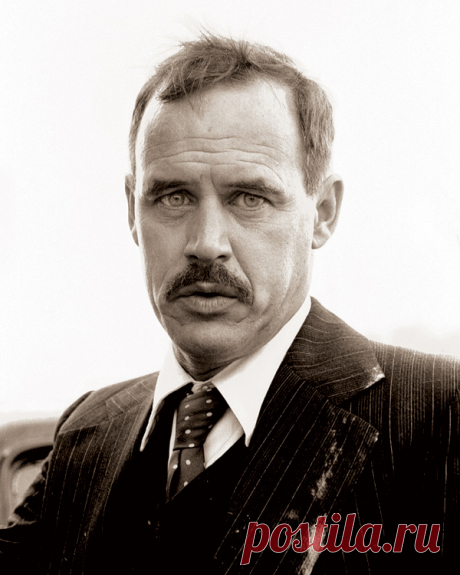 Джеффри Льюис (Geoffrey Lewis)
- 31 июля, 1935 • 7 апреля 2015