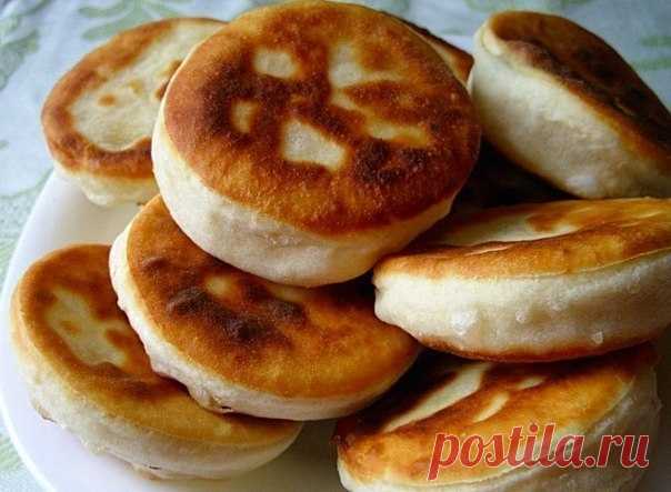 Как приготовить пирожки с сыром и яйцом - рецепт, ингредиенты и фотографии