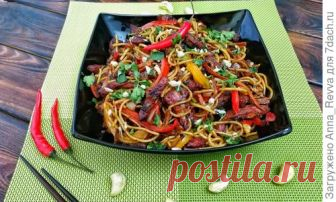 Овощи с мясом и лапшой в казане: быстро, просто и вкусно!