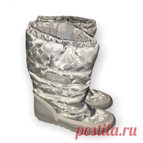 Coach Demure Winter Boots Shop ttsong's closet or find the perfect look from millions of stylists. Fast shipping and buyer protection. New Coach demure winter boots, never worn
For women’s size 8, color grey
No original box