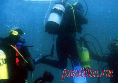 ПОДВОДНЫЙ РУКОПАШНЫЙ БОЙ. ВСПЛЫТЬ ДОЛЖЕН ОДИН