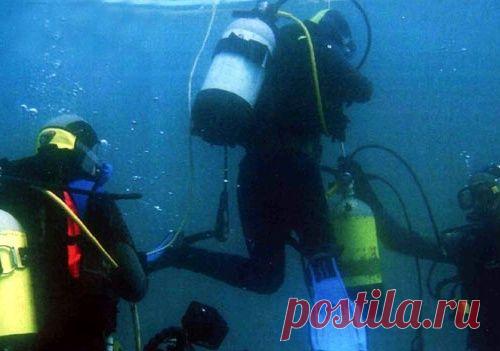 ПОДВОДНЫЙ РУКОПАШНЫЙ БОЙ. ВСПЛЫТЬ ДОЛЖЕН ОДИН