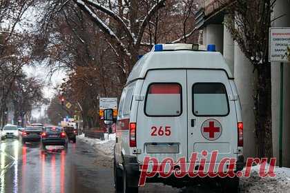 Под Петербургом женщина избила пьющую мать. В городе Мурино Ленинградской области женщина избила пожилую мать, которая употребляла алкоголь. Об этом сообщает 78.ru. 61-летнюю женщину госпитализировали с тупой травмой живота и острым панкреатитом. Она рассказала, что в течение пяти дней пила спиртное, из-за чего была избита дочерью.