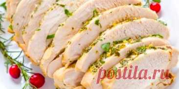 ГРУДКА ИНДЕЙКИ, ЗАПЕЧЁННАЯ С ЧЕСНКОМ И ТРАВАМИ