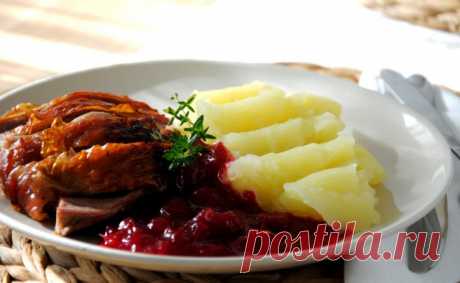 Праздничная фаршированная индейка