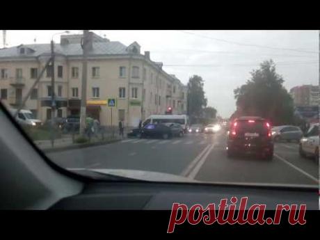 Кострома авария 04.09.2018 ул.Ивана Сусанина - YouTube