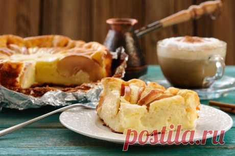 Пышная творожная запеканка с яблоками