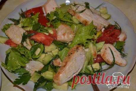 ЛЁГКИЙ САЛАТ С КУРИЦЕЙ