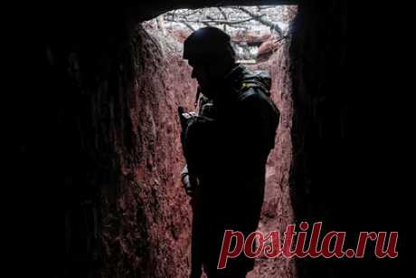 В Минобороны России назвали число сдавшихся военнослужащих ВСУ. В результате боевых действий сдались 14 военнослужащих Вооруженных сил Украины. Такое число назвали в Министерстве обороны России. В результате российских ударов выведены из строя 74 наземных объекта военной инфраструктуры Украины, в том числе 11 аэродромов ВВС, пояснили в ведомстве.