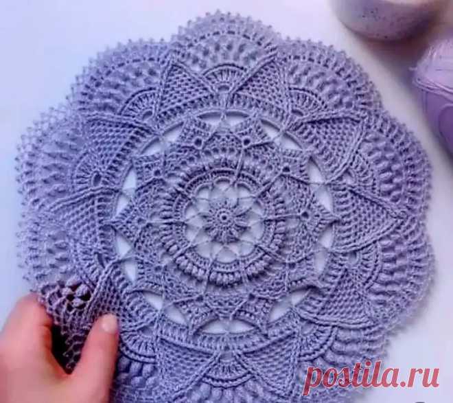 Красивая салфетка...