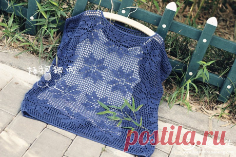 Синяя маечка крючком схема. Майки крючком для женщин |