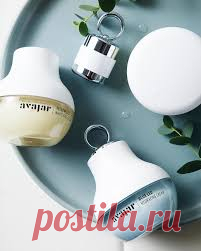 Мое лицо сияет красотой с кремом AVAJAR🔥
Антивозрастной крем для глубокого увлажнения кожи с успокаивающим смягчающим эффектом. Аквапорин увлажняет клетки на глубинном уровне, препятствует испарению влаги. Аллантоин борется с увяданием кожи. Пептид меди улучшает текстуру кожи. Содержит природные экстракты растений, которые тонизируют кожу. Не содержит вредные для здоровья вещества: силиконы, парабены, Триэтаноламин, искусственные красители.Только натуральные компоненты.