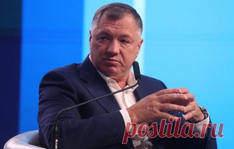 Марат Хуснуллин: деньги надо максимально вкладывать в инфраструктуру. Генеральный директор ТАСС Андрей Кондрашов побеседовал с заместителем председателя правительства РФ Маратом Хуснуллиным в формате публичного интервью на главной сцене "Зарядья" в рамках Московского Урбанистического форума. Беседа была посвящена теме "Структурная трансформация. Мегапроекты пространственного развития России" и затронула темы развития Москвы, новых регионов, автомобильных и железных дорог, а…