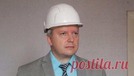 Обвиняемого в мошенничестве чиновника выпустили из СИЗО. Бывшего врио зампредседателя правительства Забайкалья Игоря Дубровина, которого обвиняют в мошенничестве, отпустили из СИЗО. Об этом сообщает РИА Новости со ссылкой на пресс-службу суда. Дубровин был задержан в Чите 14 декабря по ...