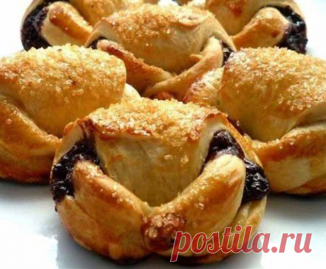 Булочки с шоколадно-ореховой начинкой | Домашняя кулинария