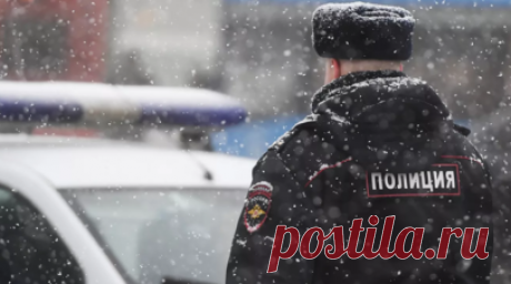 В Петербурге пассажиры-безбилетники побили 59-летнюю женщину-кондуктора. Отказавшиеся заплатить за проезд трое пассажиров трамвая в Санкт-Петербурге избили 59-летнюю женщину-кондуктора. Читать далее