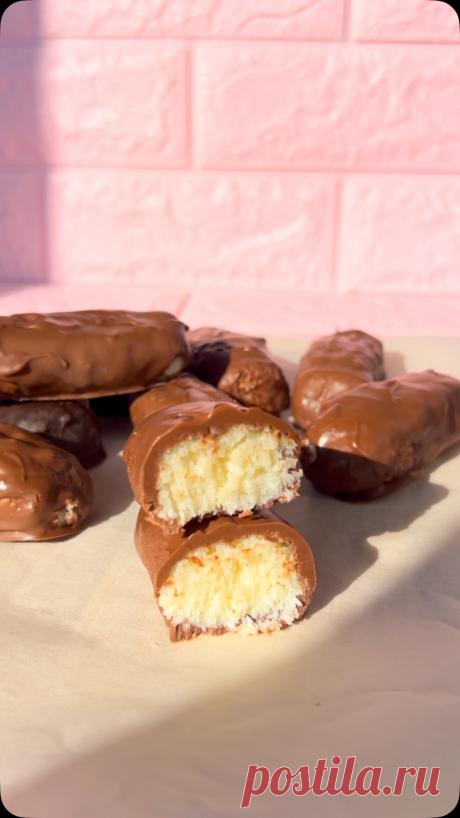 ბაუნტი🥥🌴
150გრ. ქოქოსის ფანტელი
300გრ. შესქელებული რძე
30გრ. კარაქი
200გრ. რძიანი შოკოლადი