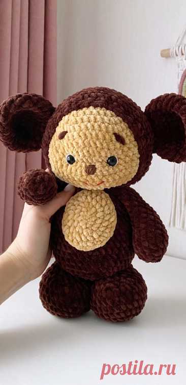 PDF Чебурашка крючком. FREE crochet pattern; Аmigurumi toy patterns. Амигуруми схемы и описания на русском. Вязаные игрушки и поделки своими руками #amimore - плюшевый Чебурашка из детского мультфильма Крокодил Гена и его друзья, большой чебурашка из плюшевой пряжи.