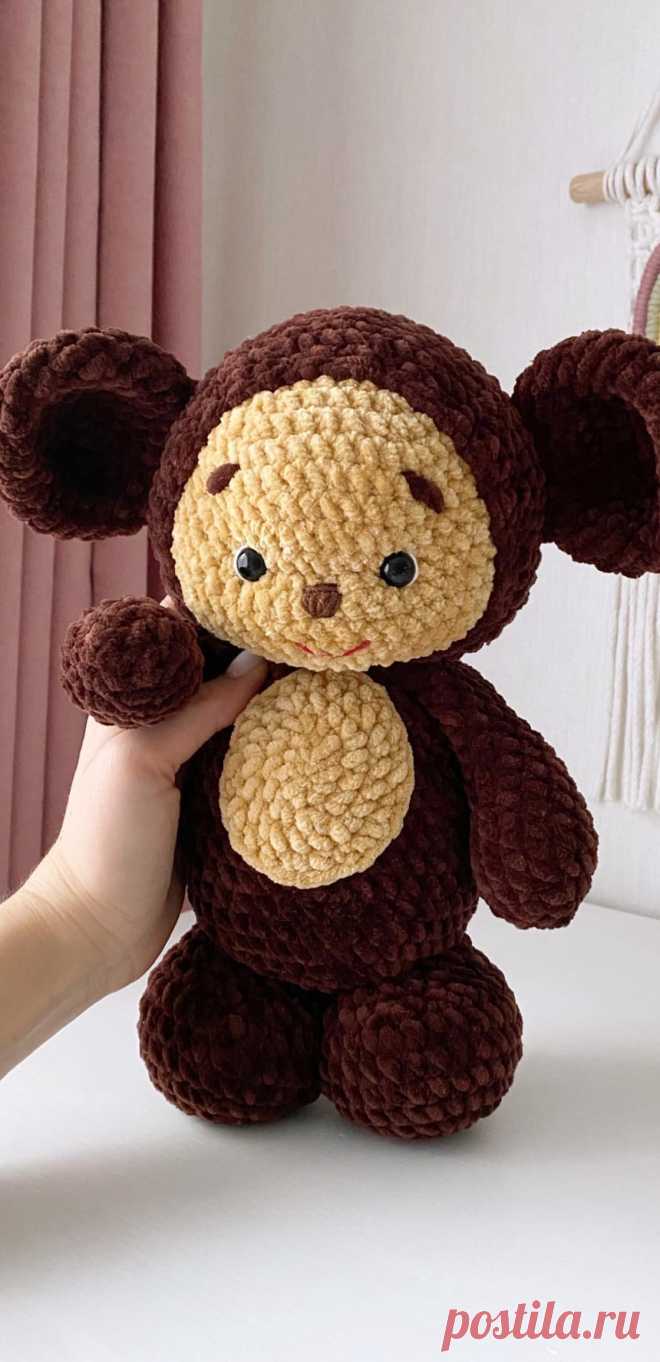 PDF Чебурашка крючком. FREE crochet pattern; Аmigurumi toy patterns. Амигуруми схемы и описания на русском. Вязаные игрушки и поделки своими руками #amimore - плюшевый Чебурашка из детского мультфильма Крокодил Гена и его друзья, большой чебурашка из плюшевой пряжи.