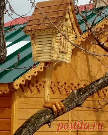 Украшение сада домик для птиц