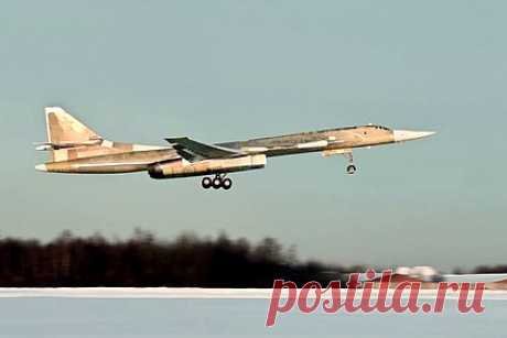Раскрыты детали модернизации ракетоносца Ту-160М. Модернизированные российские стратегические ракетоносцы Ту-160М получат новое вооружение, усовершенствованные двигатели и оборудование, рассказал заслуженный пилот России Юрий Сытник в беседе с News.ru. По его словам, самолет модернизируют для использования ракет «Кинжал», Х-32 и Х-35.