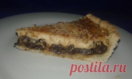 Італійські голубці: Пиріг з чорносливом і кремом