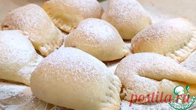Пирожное "Ракушки" с орехами. Пирожное "Ракушки" – это хрустящие и ароматные угощения с нежной ореховой начинкой, обернутой в тонкое тесто. Идеально подойдут для семейного чаепития или праздничного стола.