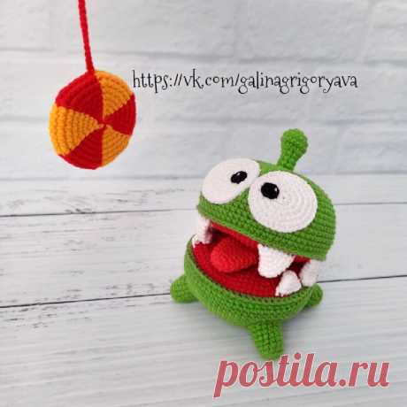 PDF Ам Ням крючком. FREE crochet pattern; Аmigurumi animal patterns. Амигуруми схемы и описания на русском. Вязаные игрушки и поделки своими руками #amimore - Ам Нямчик из игры Cut the Rope, Ам Ням из мультсериала &quot;Приключения Ам Няма&quot;, Om Nom Stories.