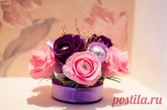 Гофрированные цветы своими руками - как сделать быстро и просто поделку (80 фото)