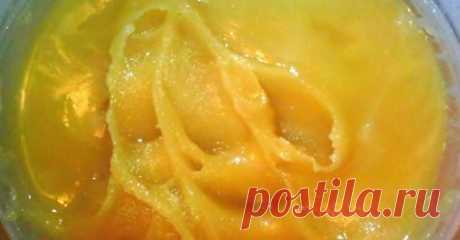 (3) Facebook