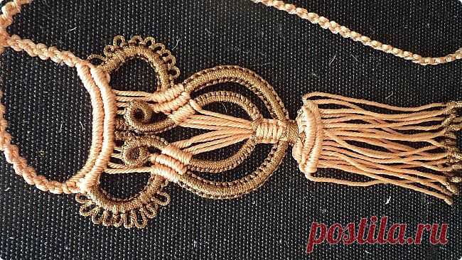 Нагрудное макрае -украшение «Арфа» | Страна Мастеров