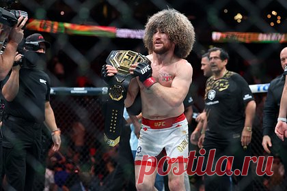 Двалишвили во второй раз защитил чемпионский титул UFC