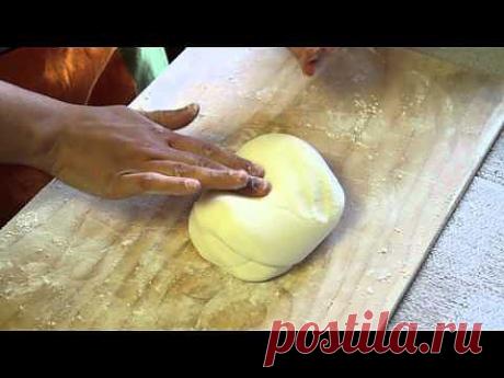 ▶ La pasta di zucchero per decorare i dolci - YouTube