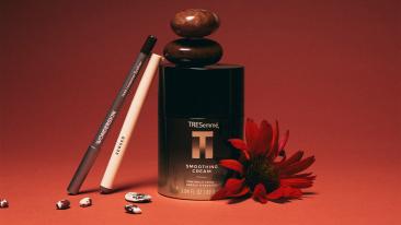 Allure выбрал 23 доступных средства для ухода за кожей, волосами, телом и макияжа.