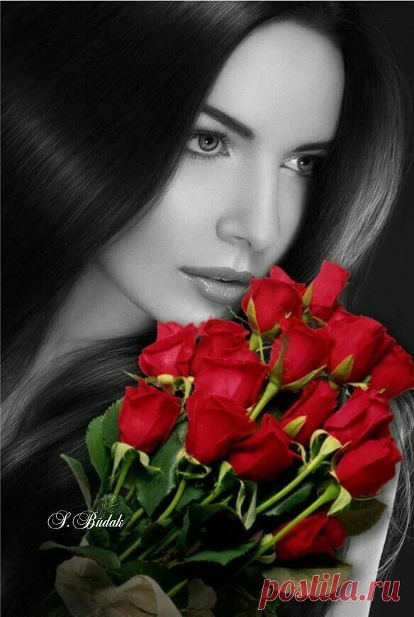 Вот говорят: Я жизнь начну сначала… 
А как — сначала… Жизнь — она одна… 
И как бы было это не печально — 
Назад не возвращается она…

Нельзя вернуть утраченное время 
И повернуть обратно стрелок бег… 
Нельзя разжечь сгоревшие поленья, 
Как — не вернуть весну… и — первый снег…

Нам не увидеть вновь родные лица 
И к сердцу не прижать отца и мать… 
Нельзя переписать судьбы страницы, 
Чтоб долюбить… исправить…досказать…

«Вчера» — не будет… может быть, лишь, — «завтра»… 
Ведь,...