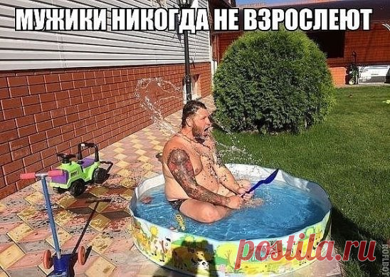 Бармен спрашивает посетителя, глотающего рюмку за рюмкой. — У вас какое-то горе?