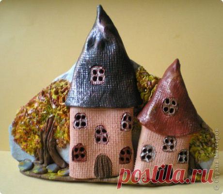 Домики на фоне осени. МК.