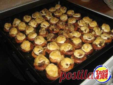 Фаршированные сушки. Быстренько и вкусненько! Рецепт на нашем сайте:
https://tvoyaeda.vk.com/away.php?to=https://tvoya-eda.ru/farshirovannye-sushki-bystrenko-i-vkusno/
Приятного аппетита!
Пробовали фаршированные сушки?
16
Да, обожаю их!
4
Мне не нравятся.