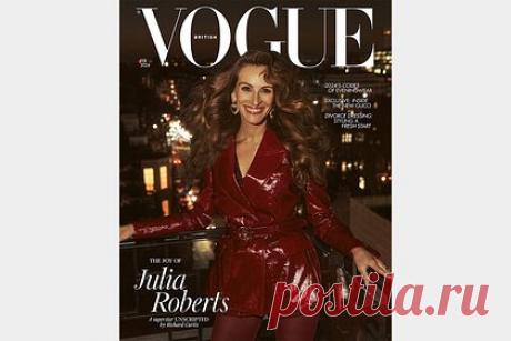 56-летняя Джулия Робертс снялась в мини-шортах для обложки журнала. Американская актриса и продюсер Джулия Робертс снялась в откровенной одежде для обложки британской версии журнала Vogue. 56-летняя звезда «Красотки» предстала перед камерой на балконе в красном наряде бренда Gucci. Так, знаменитость примерила лакированный кожаный пиджак и мини-шорты.