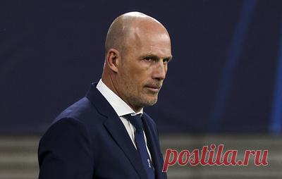 Бельгиец Клеман назначен главным тренером футбольного клуба "Монако". 1 января был уволен Нико Ковач, предыдущий главный тренер команды, за которую выступает россиянин Александр Головин