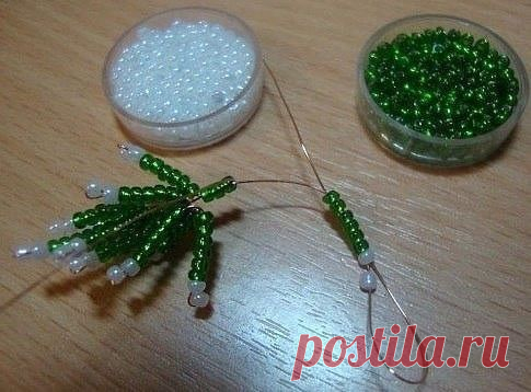 Мастер-класс по снежной елочке из бисера — DIYIdeas