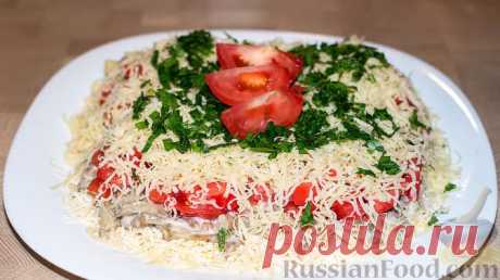 Рецепт: Салат из баклажанов с сыром и помидорами на RussianFood.com