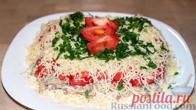Рецепт: Салат из баклажанов с сыром и помидорами на RussianFood.com