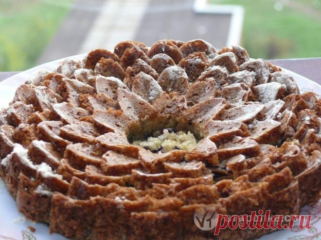 Сливовово-кокосовый кекс с крустильяном | Сладкая выпечка