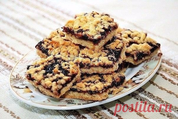 Тертый пирог

Ингредиенты:
Маргарин или масло — 250 г
Яйца куриные — 2 шт.
Показать полностью…